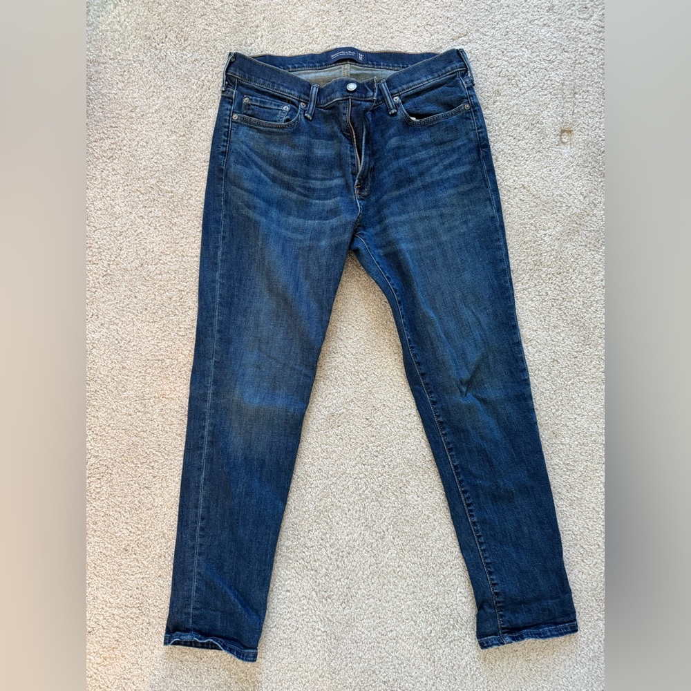 Abercrombie Men’s Athletic Skinny Jeans